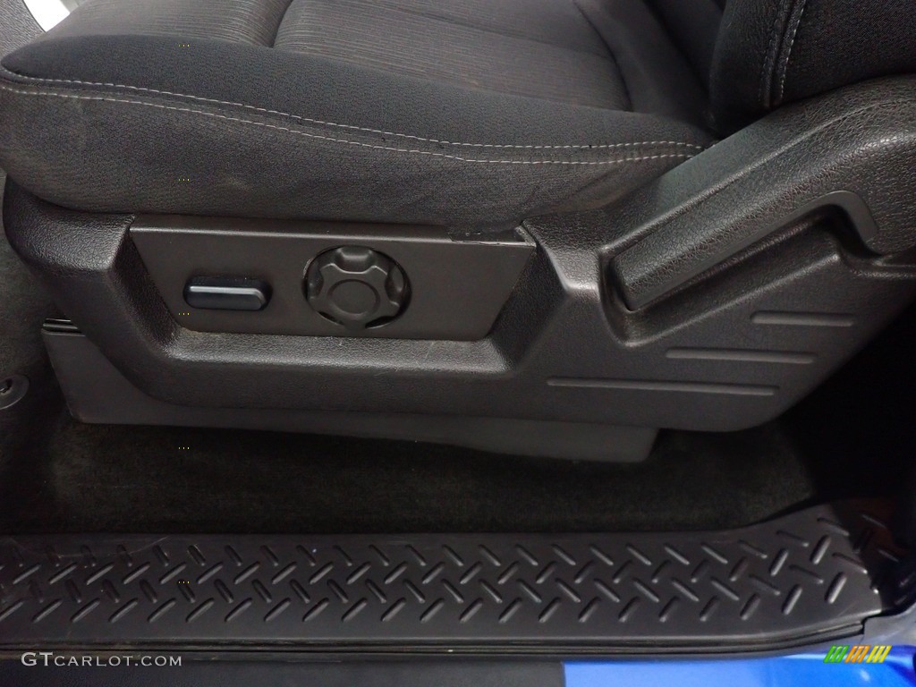 2011 F150 FX4 SuperCab 4x4 - Blue Flame Metallic / Black photo #25