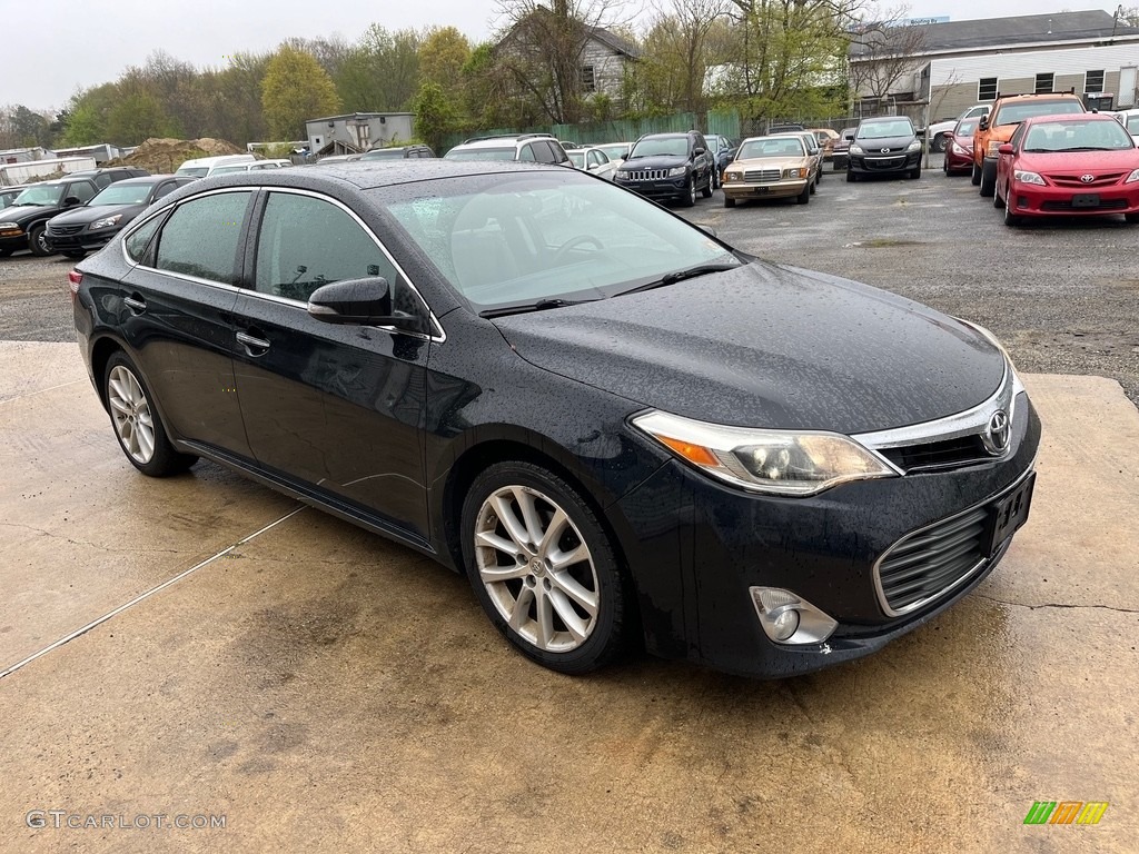 2013 Avalon XLE - Attitude Black Pearl / Black photo #2