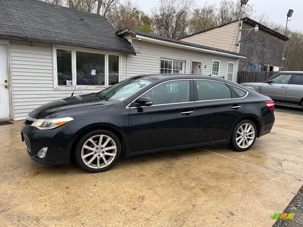 2013 Avalon XLE - Attitude Black Pearl / Black photo #12