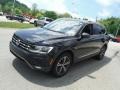Deep Black Pearl - Tiguan SEL 4MOTION Photo No. 12