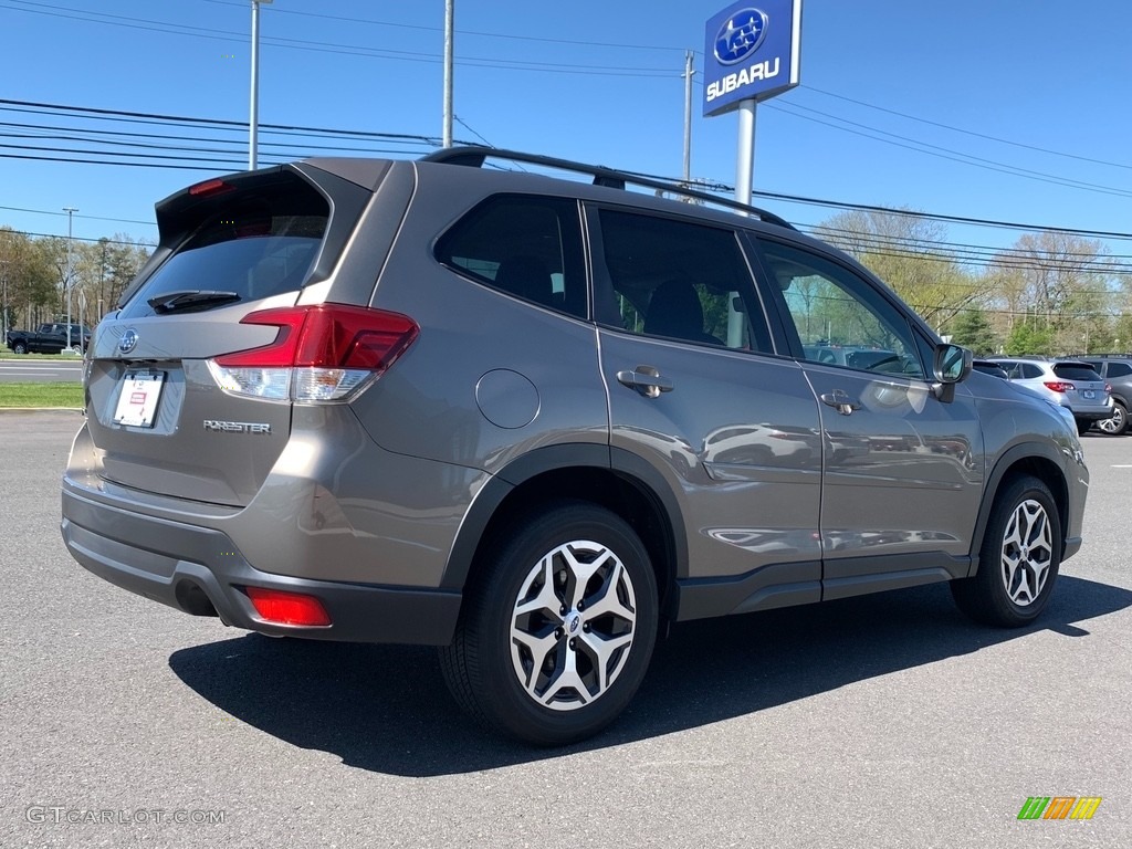 2019 Forester 2.5i Premium - Sepia Bronze Metallic / Black photo #9