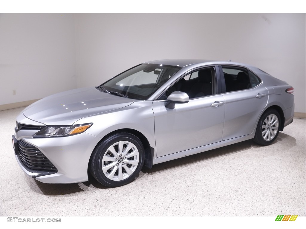 2019 Camry LE - Celestial Silver Metallic / Black photo #3