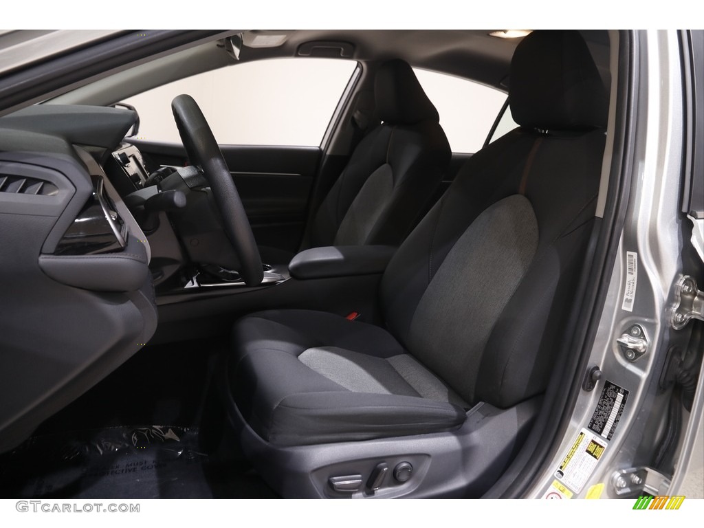 2019 Camry LE - Celestial Silver Metallic / Black photo #5