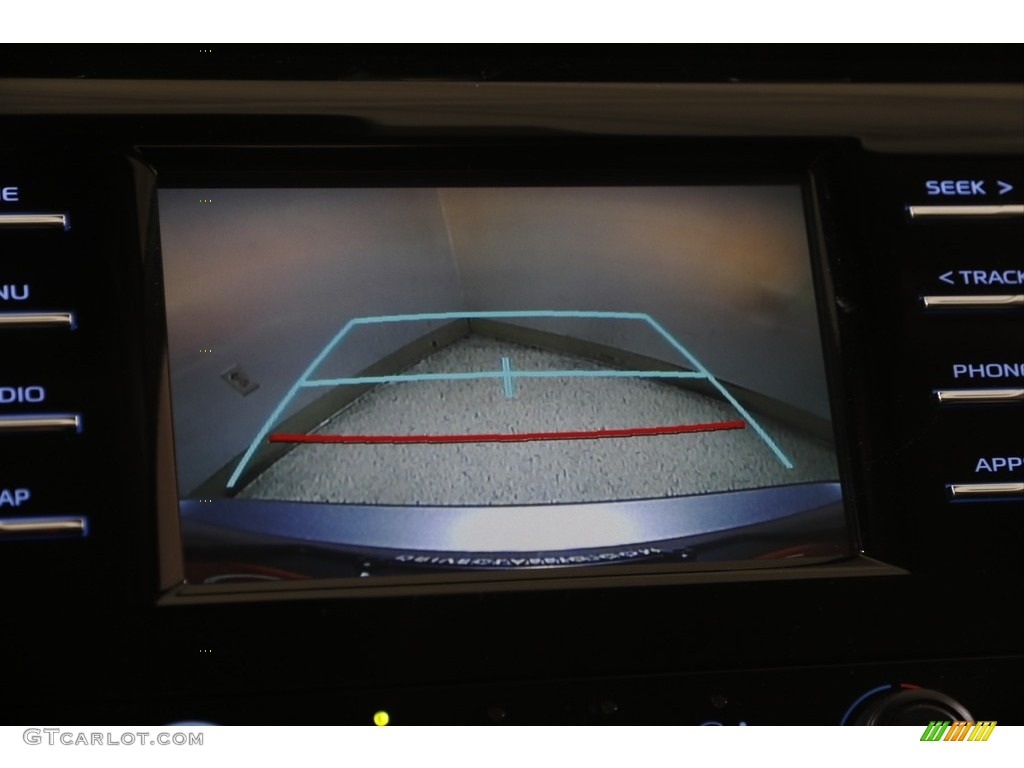 2019 Camry LE - Celestial Silver Metallic / Black photo #11