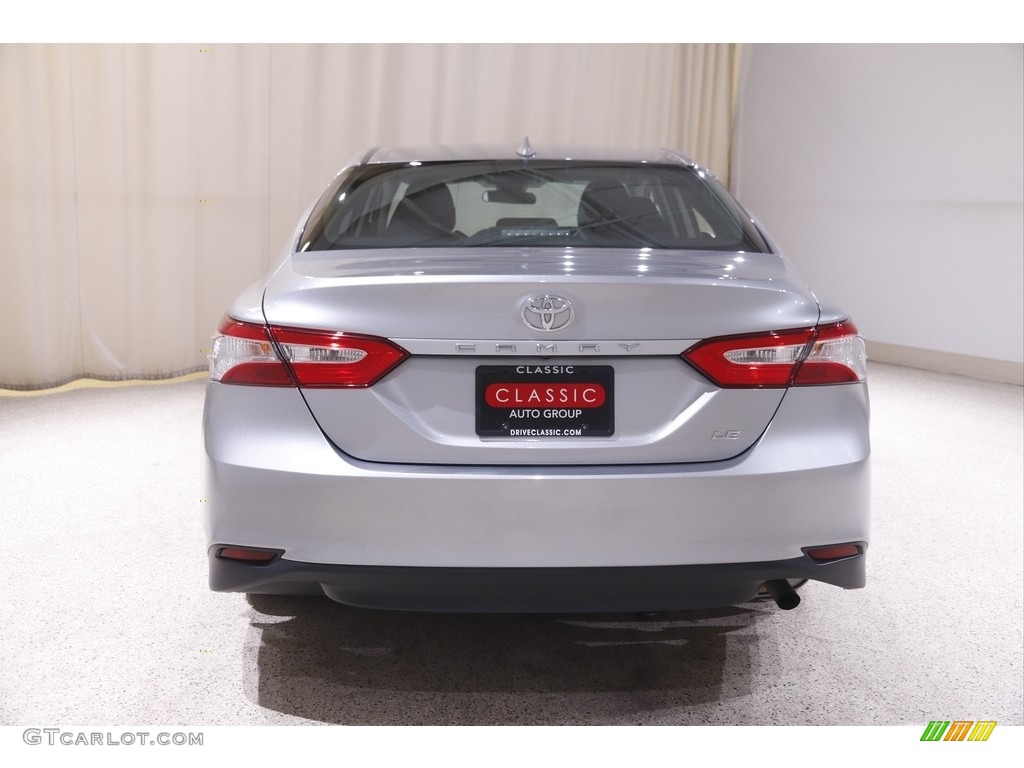 2019 Camry LE - Celestial Silver Metallic / Black photo #16