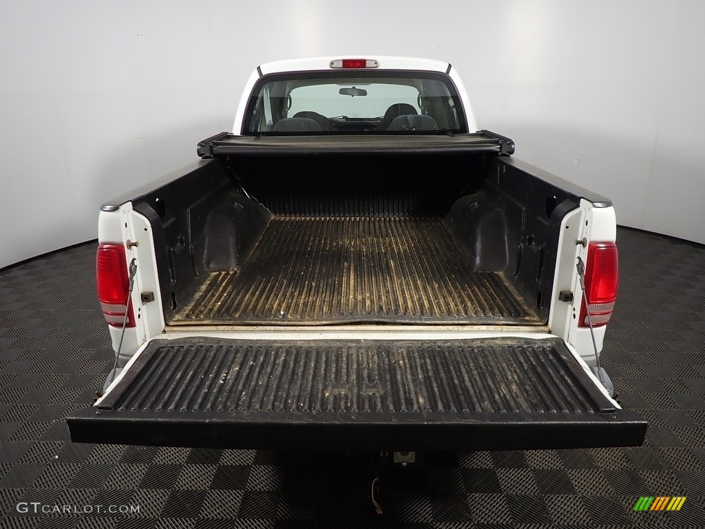 2004 Dakota SLT Quad Cab 4x4 - Bright White / Dark Slate Gray photo #11