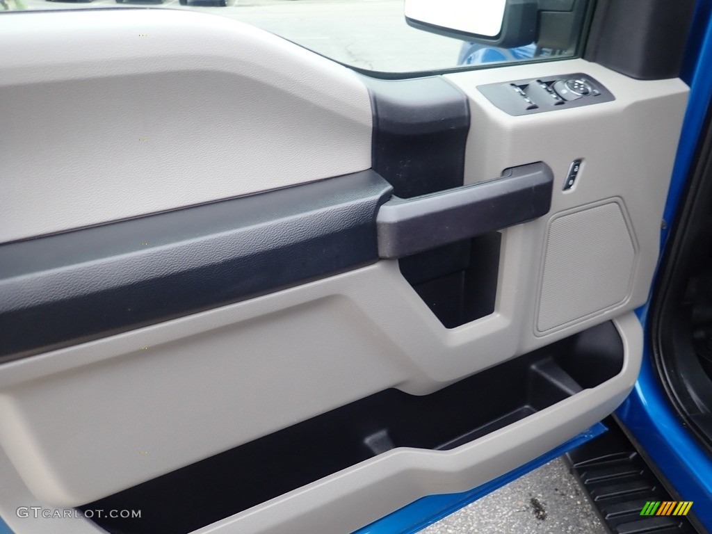 2019 Ford F150 XL SuperCrew 4x4 Earth Gray Door Panel Photo #144222810