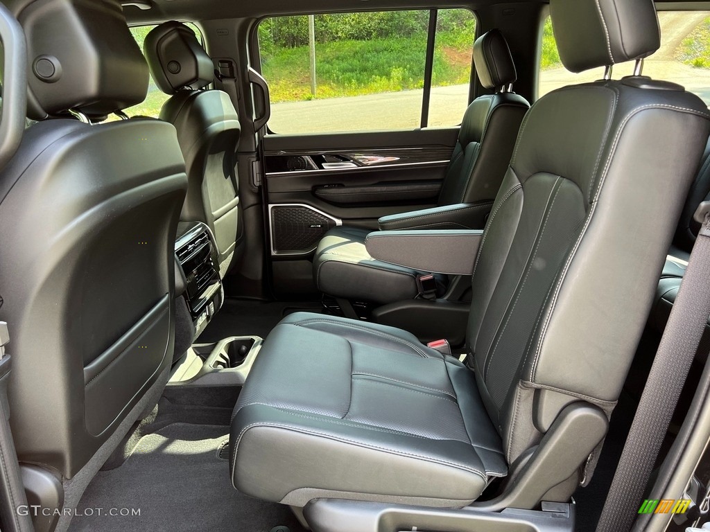 Global Black Interior 2022 Jeep Wagoneer Series II 4x4 Photo #144226134