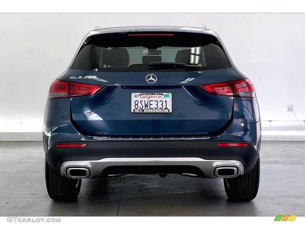 2021 GLA 250 - Denim Blue Metallic / Macchiato Beige photo #3