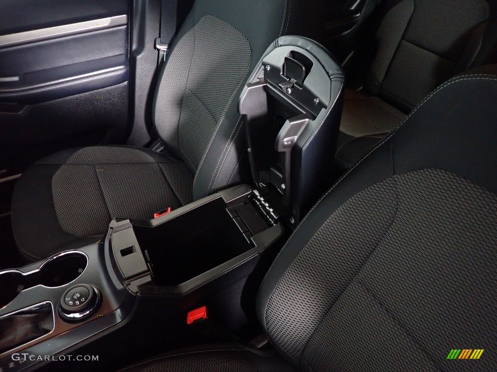 2018 Explorer XLT 4WD - Oxford White / Ebony Black photo #34
