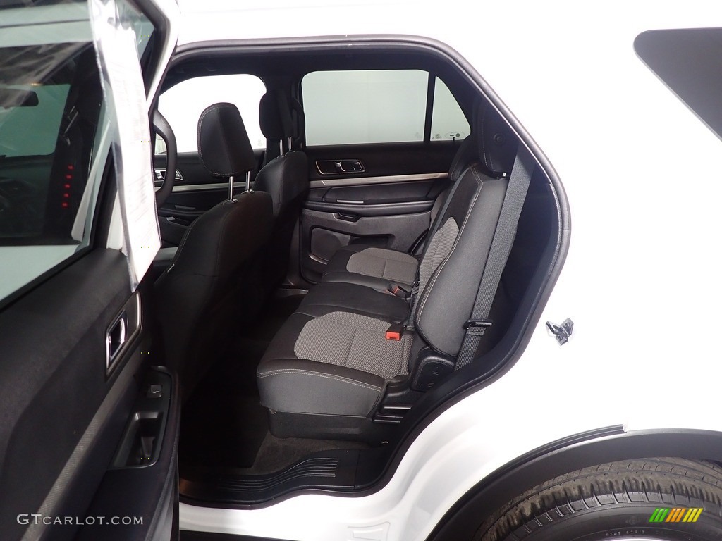 2018 Explorer XLT 4WD - Oxford White / Ebony Black photo #36