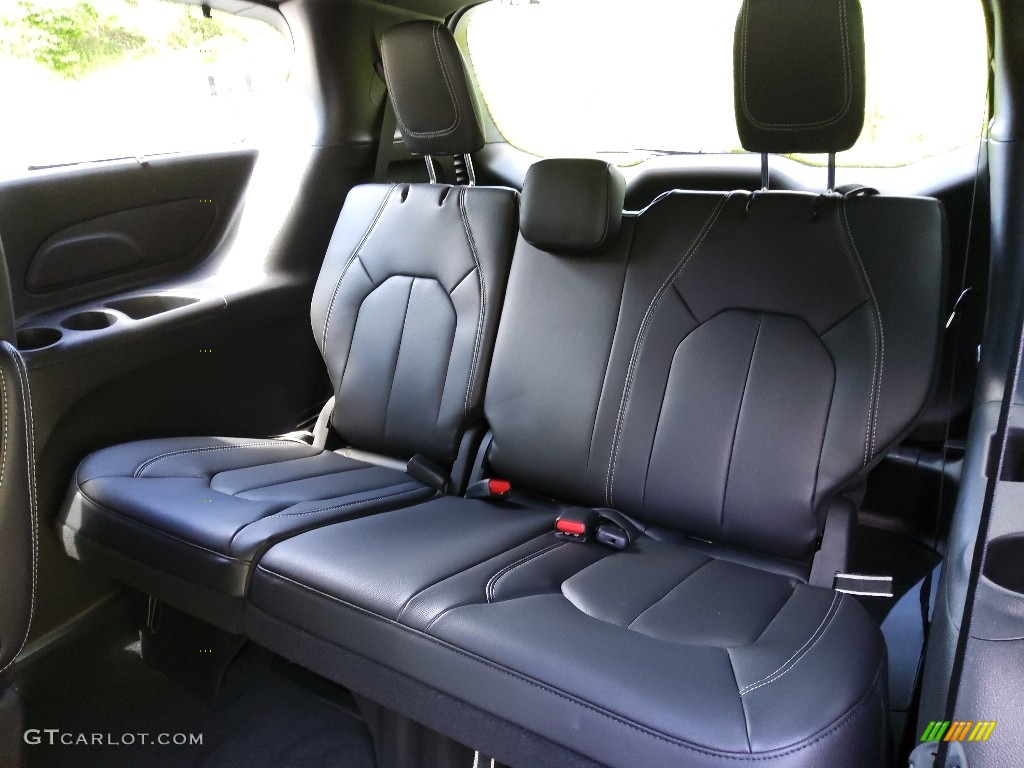 2022 Chrysler Pacifica Touring L AWD Rear Seat Photo #144230898