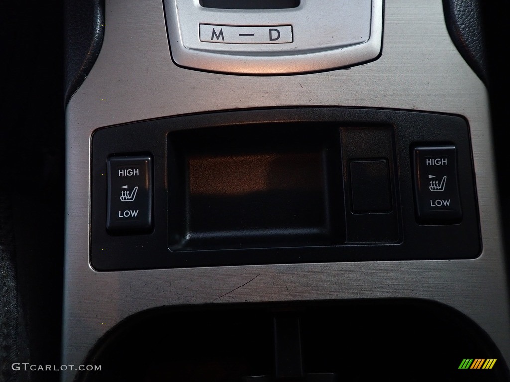 2011 Outback 2.5i Premium Wagon - Graphite Gray Metallic / Off Black photo #2