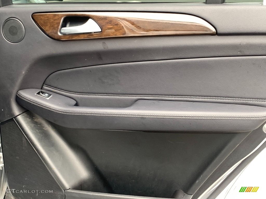 2017 GLS 450 4Matic - Iridium Silver Metallic / Black photo #13