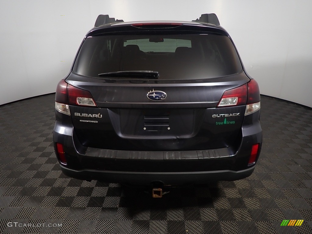 2011 Outback 2.5i Premium Wagon - Graphite Gray Metallic / Off Black photo #11