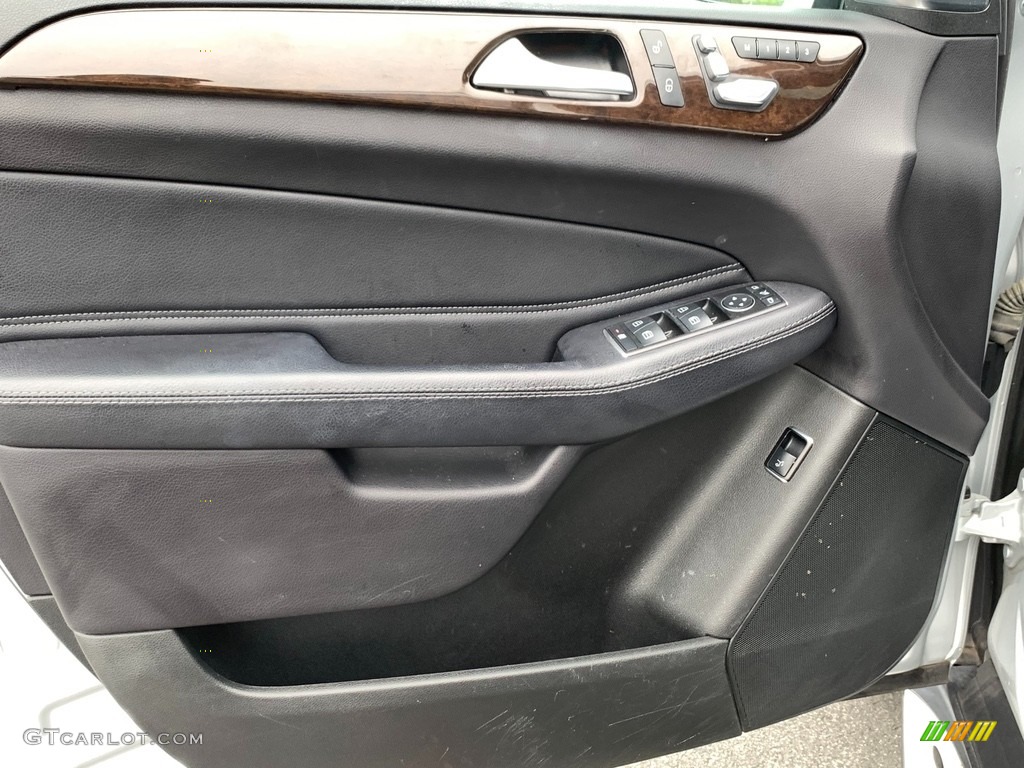 2017 GLS 450 4Matic - Iridium Silver Metallic / Black photo #27