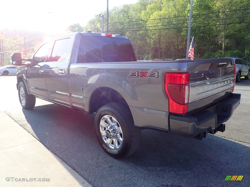 2021 F350 Super Duty Platinum Crew Cab 4x4 - Carbonized Gray / Black photo #4