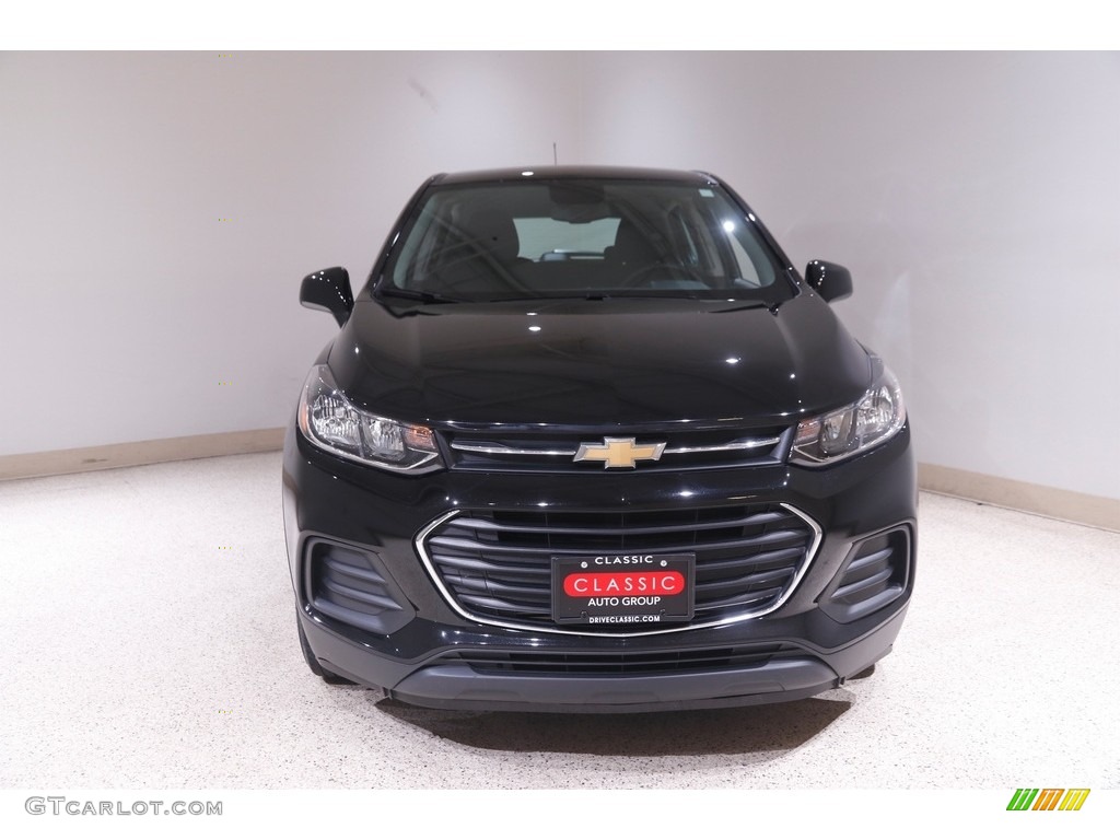 2020 Trax LS - Mosaic Black Metallic / Jet Black photo #2