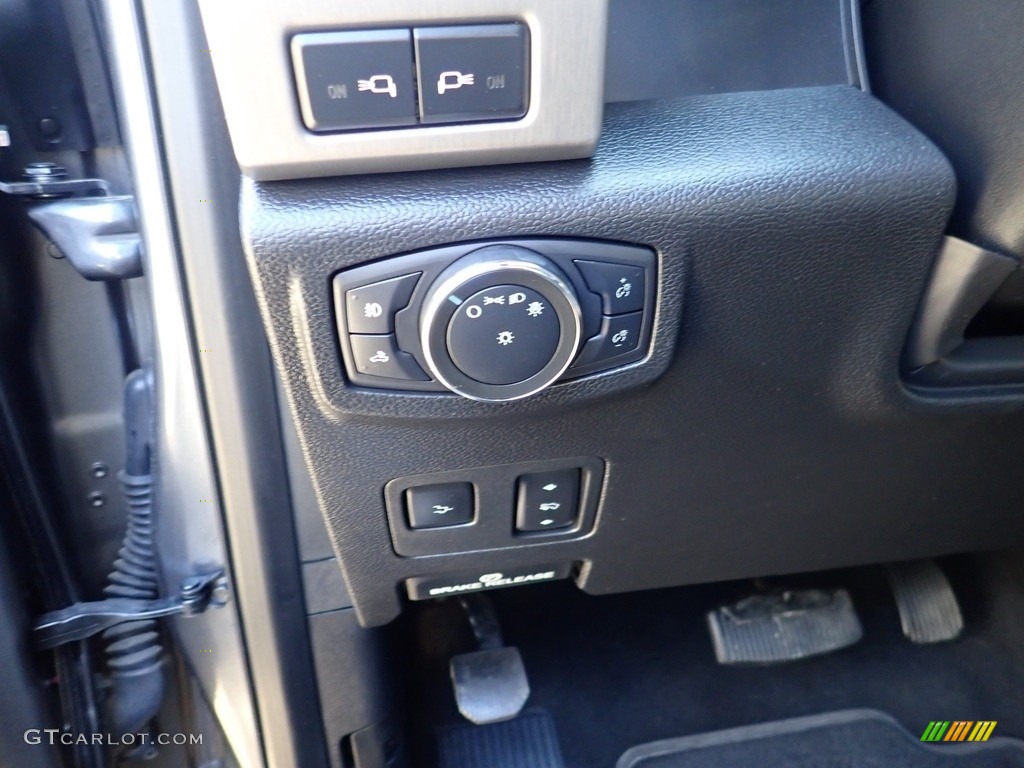 2021 F350 Super Duty Platinum Crew Cab 4x4 - Carbonized Gray / Black photo #24