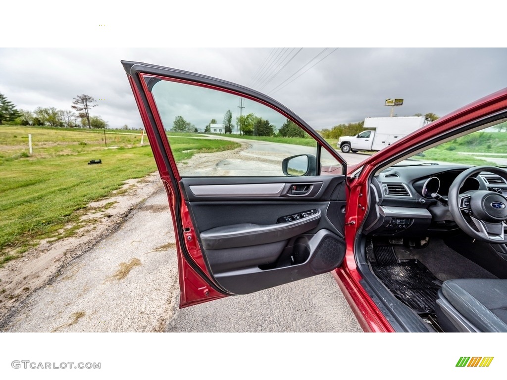 2019 Legacy 2.5i - Crimson Red / Slate Black photo #20