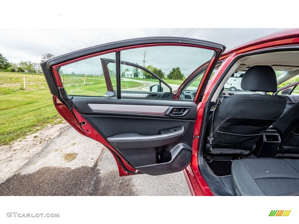 2019 Legacy 2.5i - Crimson Red / Slate Black photo #21