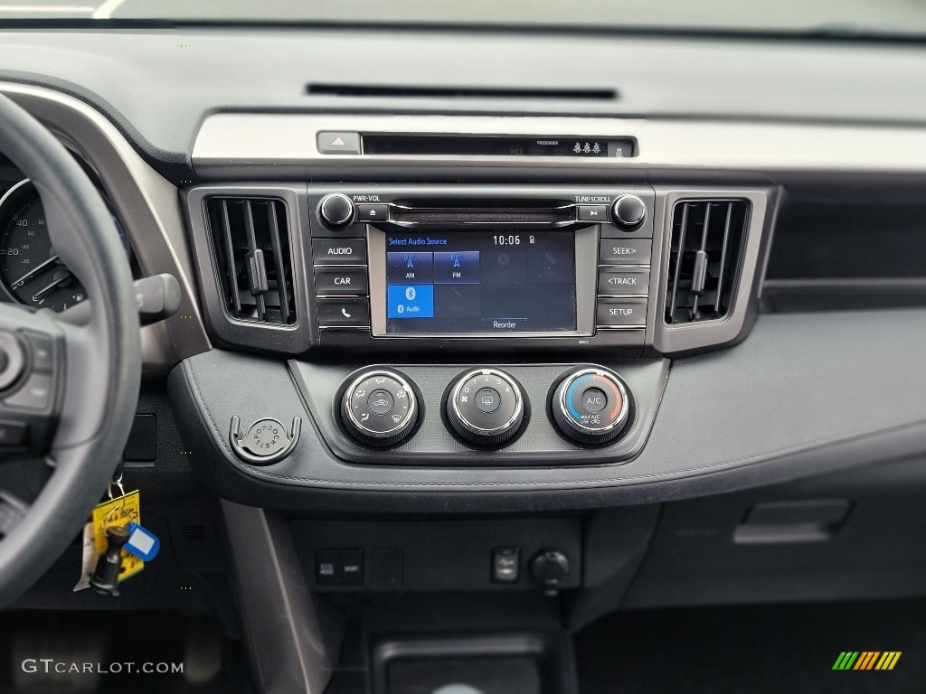 2018 RAV4 LE - Electric Storm Blue / Black photo #4