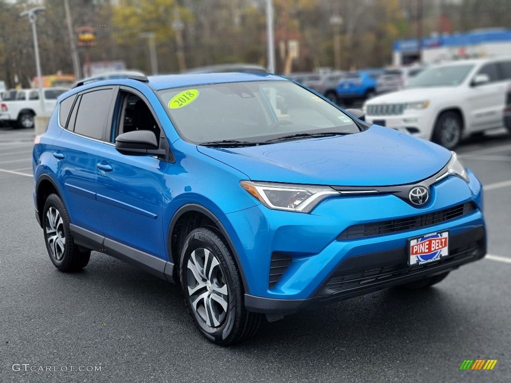 2018 RAV4 LE - Electric Storm Blue / Black photo #12