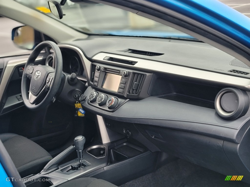 2018 RAV4 LE - Electric Storm Blue / Black photo #22