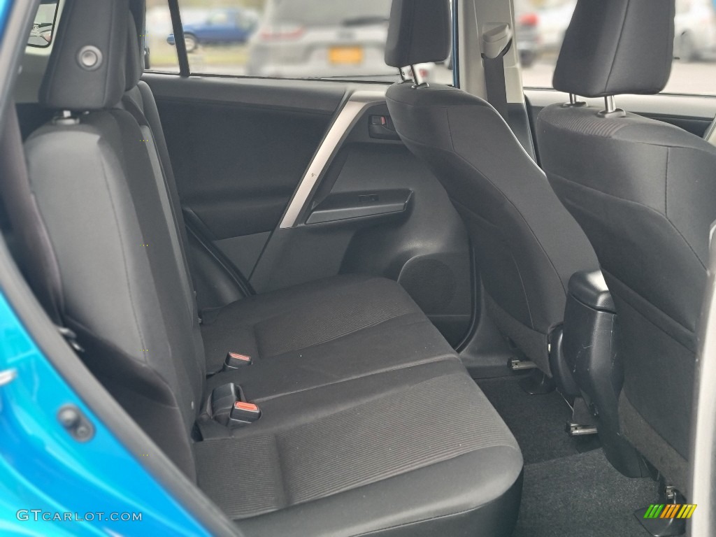2018 RAV4 LE - Electric Storm Blue / Black photo #25