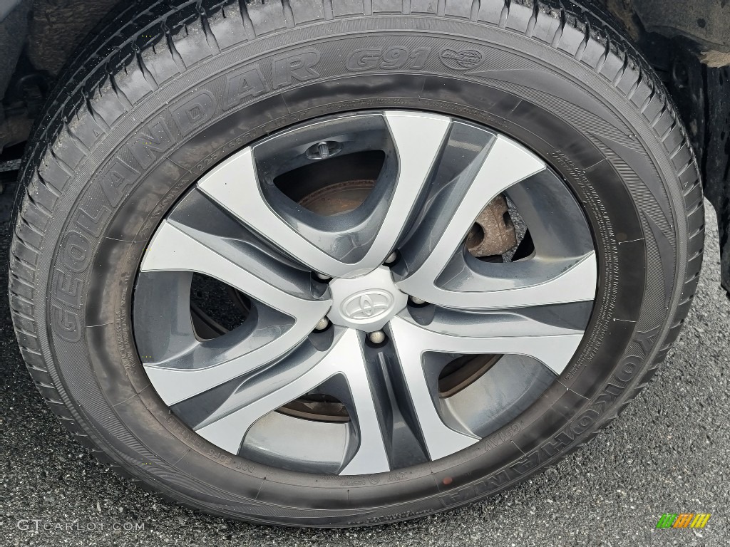 2018 RAV4 LE - Electric Storm Blue / Black photo #28
