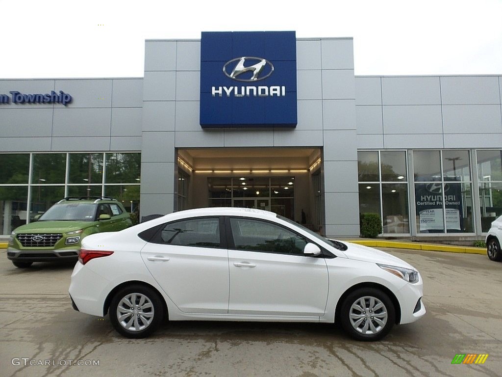 Frost White Pearl Hyundai Accent