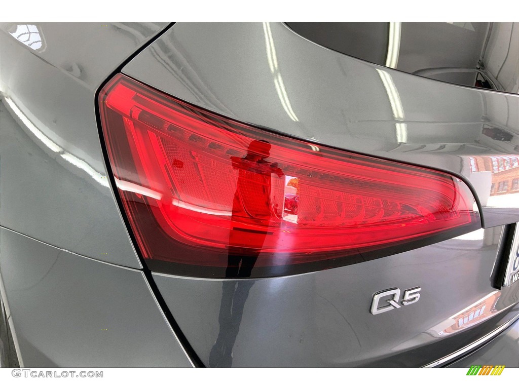 2017 Q5 2.0 TFSI Premium quattro - Monsoon Gray Metallic / Black photo #29