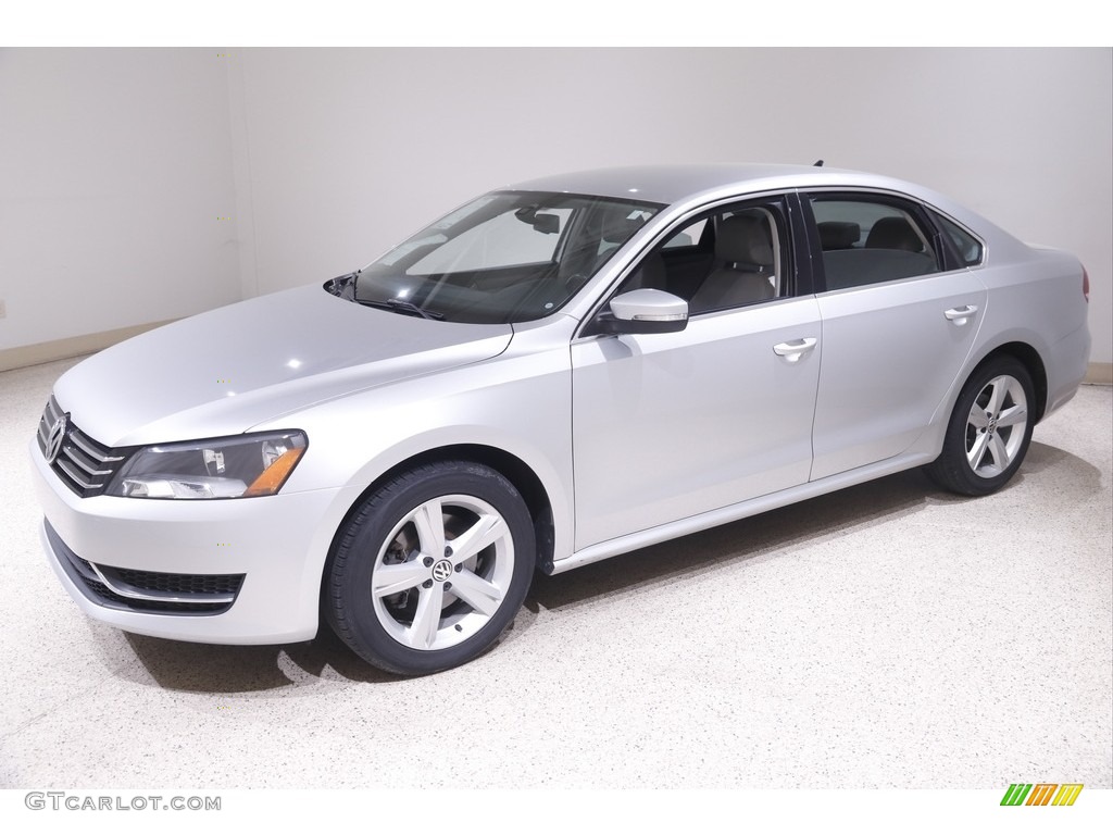 2014 Passat 1.8T SE - Reflex Silver Metallic / Cornsilk Beige photo #3