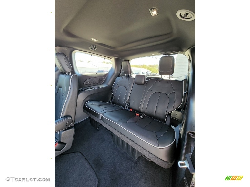 2022 Chrysler Pacifica Limited AWD Rear Seat Photo #144249654
