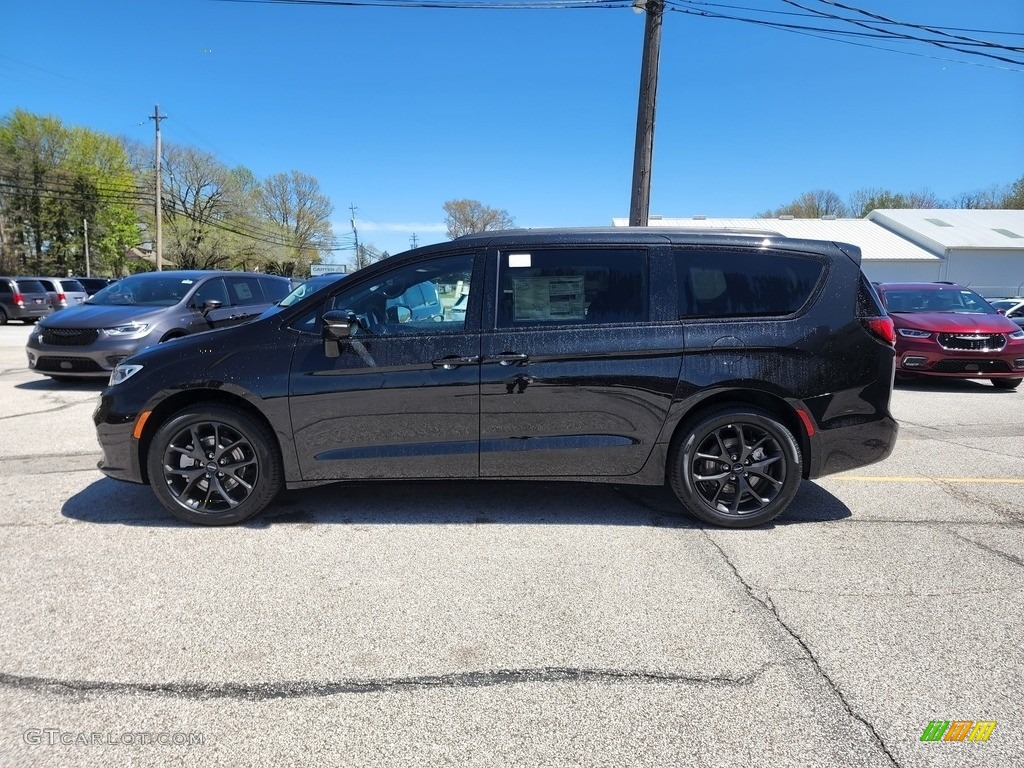 Brilliant Black Crystal Pearl 2022 Chrysler Pacifica Limited AWD Exterior Photo #144249792