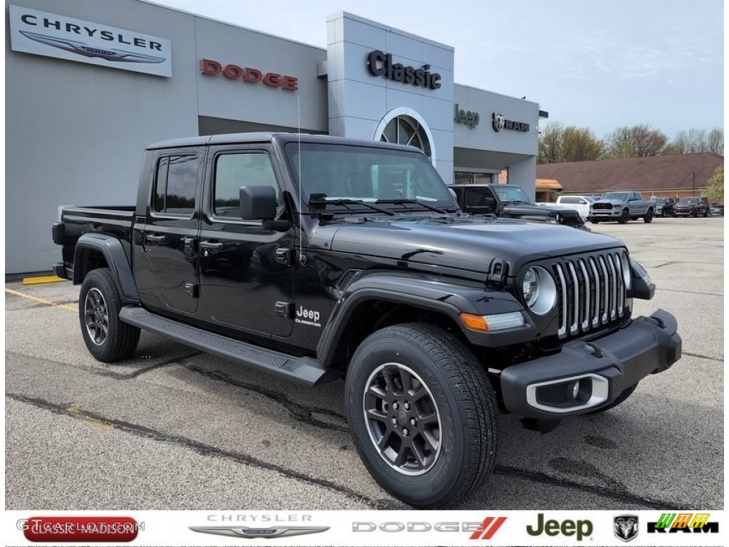 2022 Gladiator Overland 4x4 - Black / Black photo #1