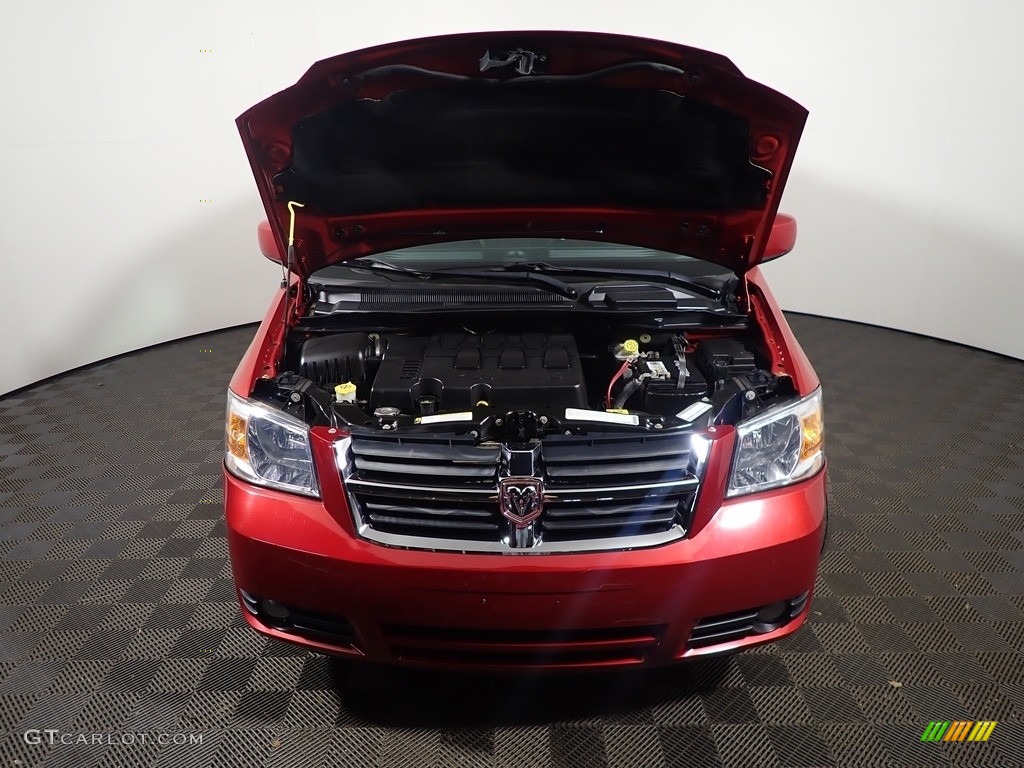 2010 Grand Caravan SXT - Deep Cherry Red Crystal Pearl / Dark Slate Gray/Light Shale photo #5