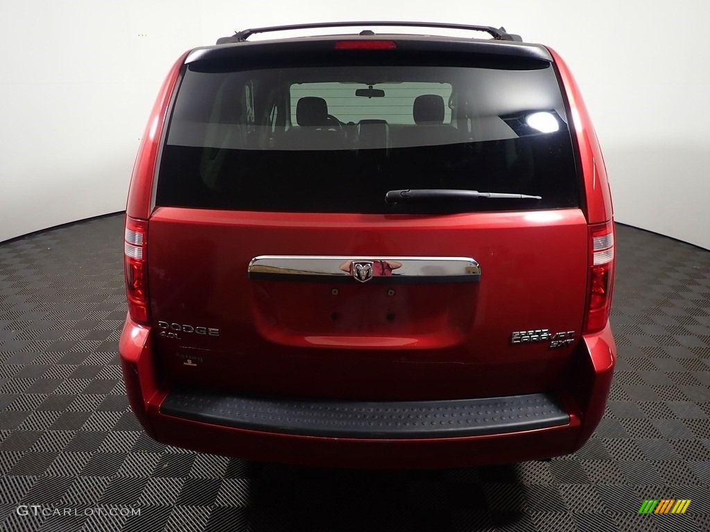 2010 Grand Caravan SXT - Deep Cherry Red Crystal Pearl / Dark Slate Gray/Light Shale photo #10