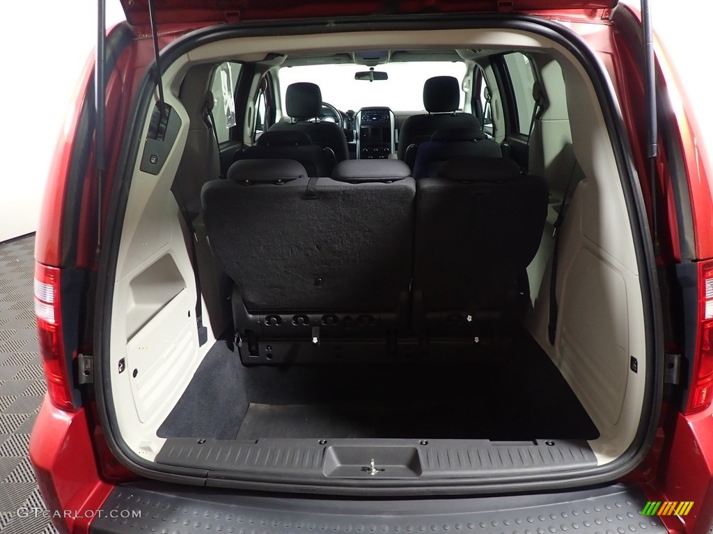 2010 Grand Caravan SXT - Deep Cherry Red Crystal Pearl / Dark Slate Gray/Light Shale photo #13