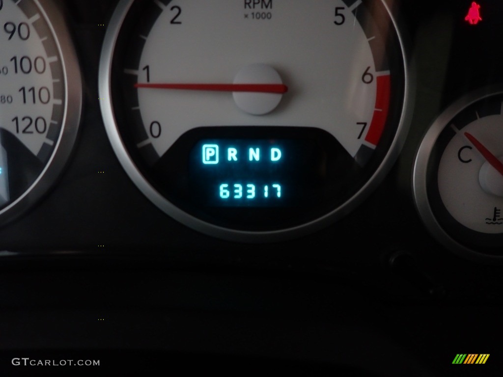 2010 Grand Caravan SXT - Deep Cherry Red Crystal Pearl / Dark Slate Gray/Light Shale photo #23