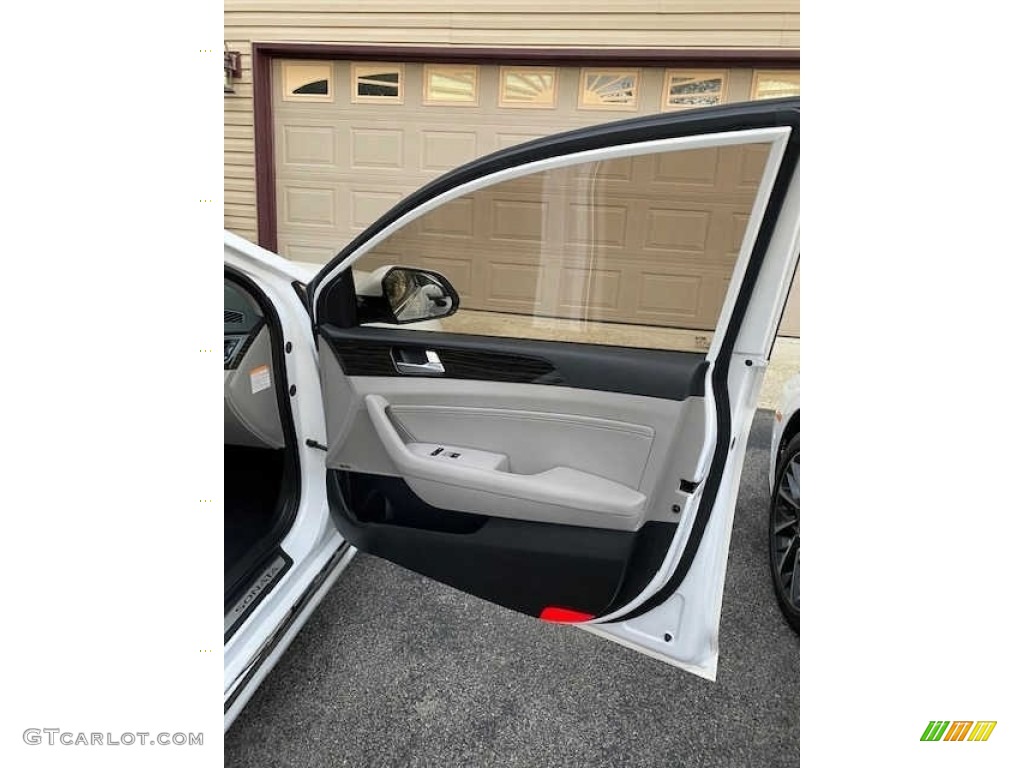 2017 Hyundai Sonata Limited Hybrid Door Panel Photos