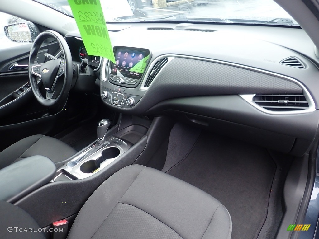 2019 Malibu RS - Shadow Gray Metallic / Jet Black photo #16