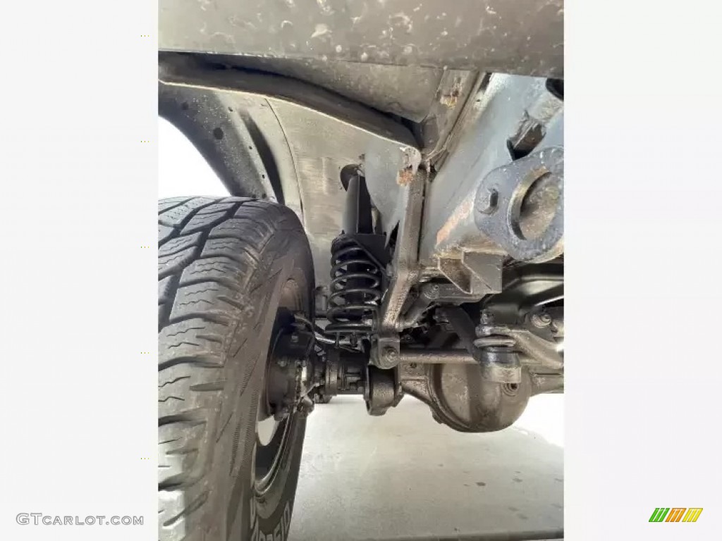 1995 Land Rover Defender 90 Hardtop Undercarriage Photo #144255250