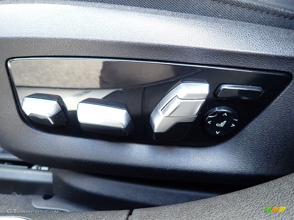 2018 7 Series 750i xDrive Sedan - Mineral White Metallic / Black photo #16