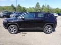 Diamond Black Crystal Pearl - Compass Trailhawk 4x4 Photo No. 2