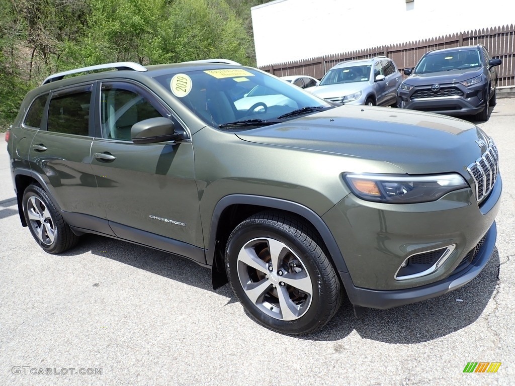 2019 Cherokee Limited 4x4 - Olive Green Pearl / Black/Ski Grey photo #8