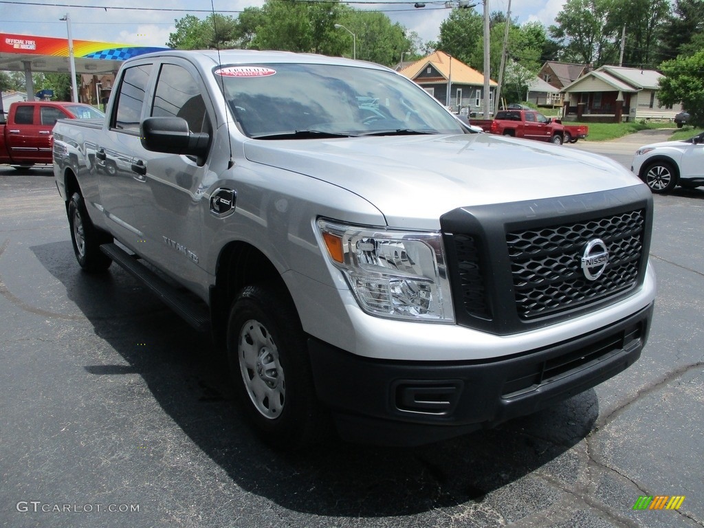 2017 TITAN XD S Crew Cab 4x4 - Brilliant Silver / Black photo #5