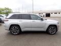 Silver Zynith 2022 Jeep Grand Cherokee Overland 4x4 Exterior