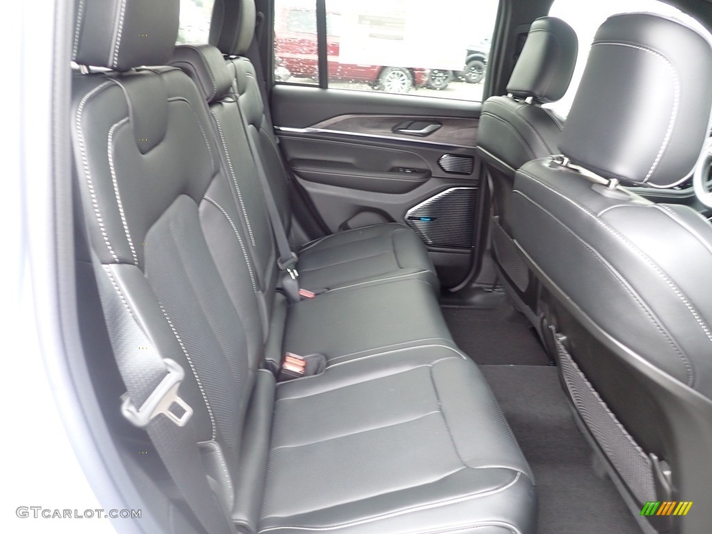 Global Black Interior 2022 Jeep Grand Cherokee Overland 4x4 Photo #144260161
