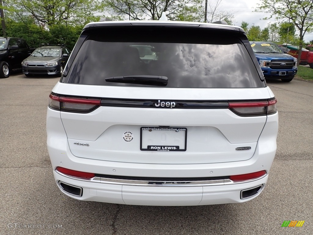 2022 Grand Cherokee Overland 4x4 - Bright White / Global Black photo #4